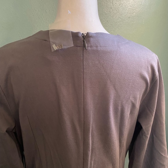 Gray cocktail/party dress embellished with rhinestones - Picture 3 of 4